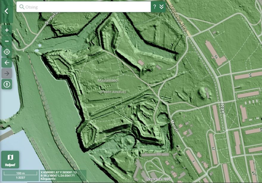 Peter the Great littoral castle outlines on Maa-amet Geoportal topographical map